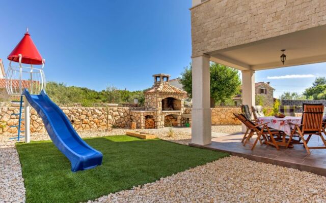 Holiday Home Villa Gabriela