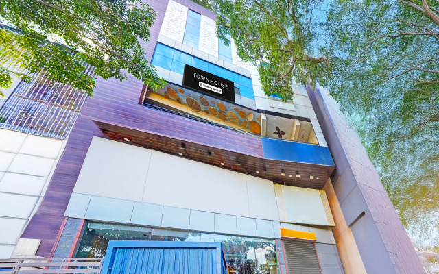 Townhouse ITPL Formerly Royal Rooms