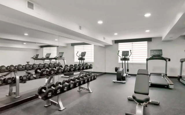 Blue – A Modern Hotel, an Ascend Collection Hotel