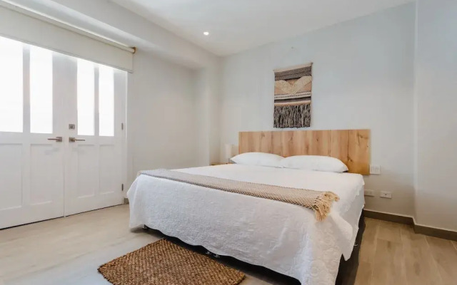 w Phenomenal 1BR w Balcony in Panama