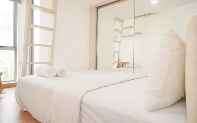 Homey And Nice 1Br At The Mansion Kemayoran Apartment