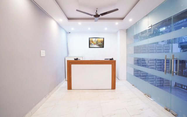 Roomshala 034 Grihum Noida Sector 63