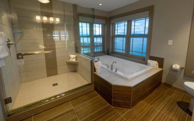 Chautauqua Harbor Hotel - Jamestown
