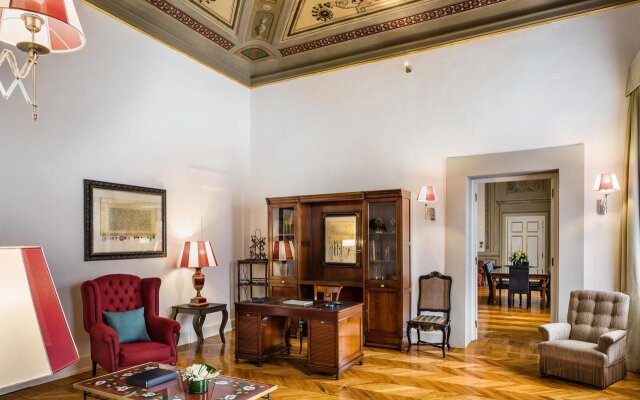 Relais Santa Croce by Baglioni Hotels & Resorts
