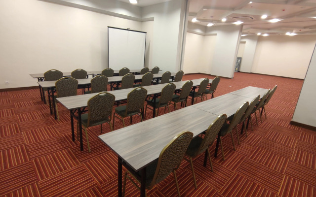 Agogo Hotel Surabaya