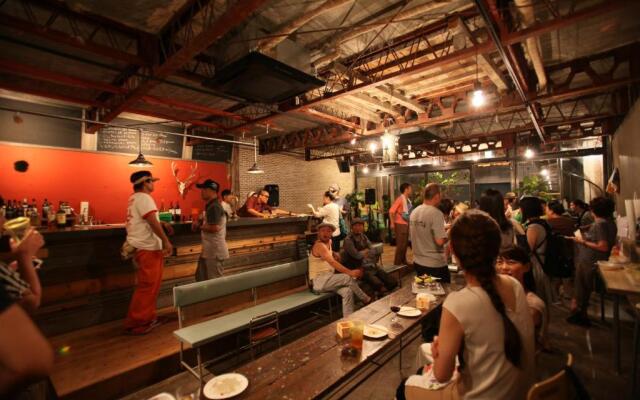 KAMP Houkan-cho Backpacker's Inn & Lounge - Hostel