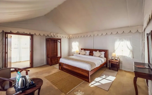 Padam Desert Camp. Jaisalmer