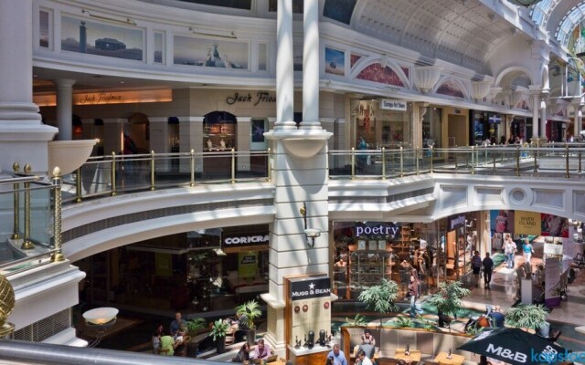 Waters Edge 506 by CTHA