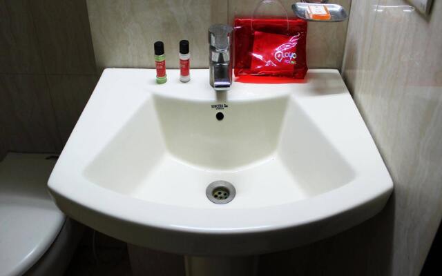 OYO 2201 Hotel Royal Mirage