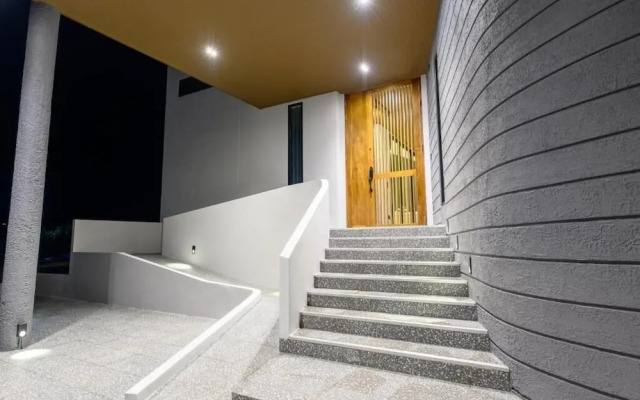 Six elements pool villa khaokho