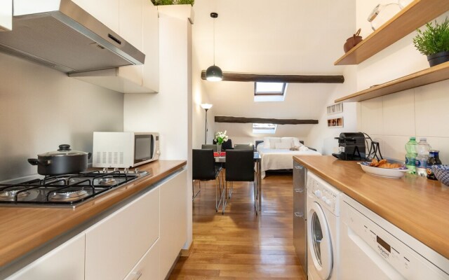 Alessia'S Flat- Isola M5