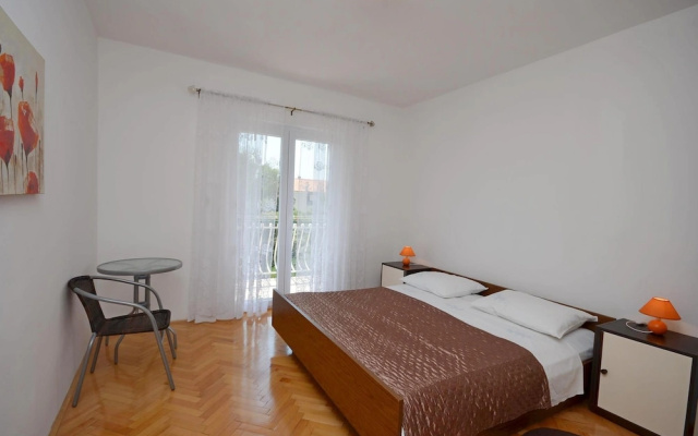 Apartment Ana