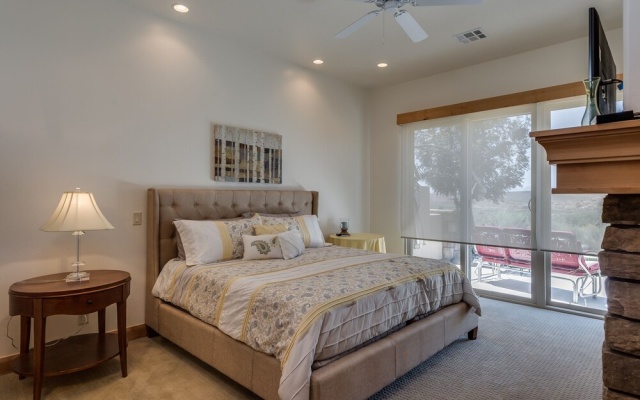 Pointe Of View 3 Bedroom Apts