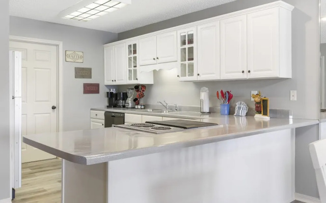 Ozark Escape at the Pointe