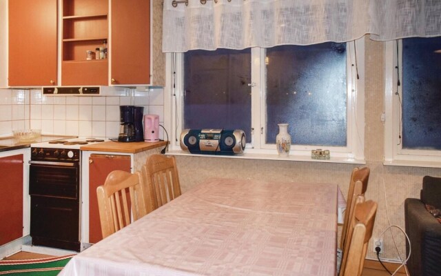 Awesome Home in Älmhult With 2 Bedrooms and Wifi