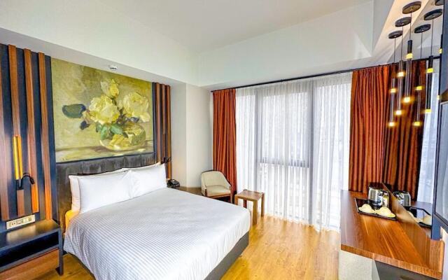 S Class Hotel Convention Center