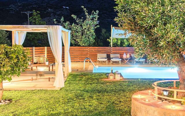 Luxurious Villa With Swimming Pool in Kavallos Greece