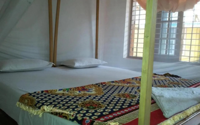 Kaithakuzhi Home Stay