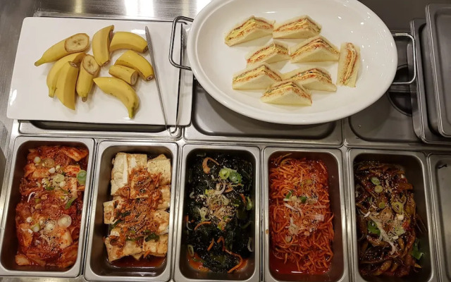 Hanam 1st Business Hotel