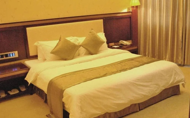 Dongxing Hotel - Guangzhou