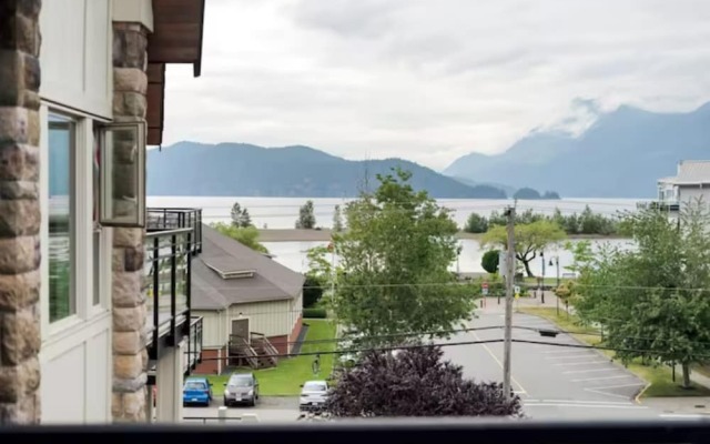 Mountain View Penthouse 7BR Combo
