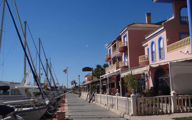 Apartamentos Marina Internacional
