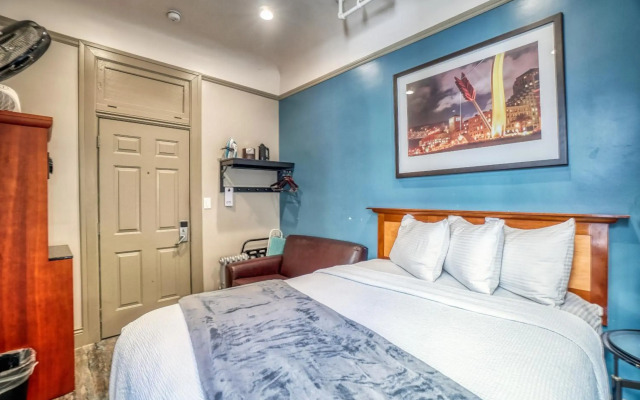 Ram's Hotel
