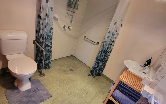 Queenstown Copper Country Cabins