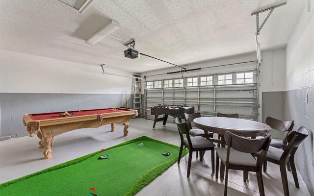 6BR Game Room Plus Large Pool