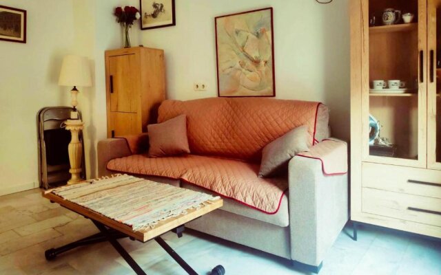 2 bedrooms appartement with city view balcony and wifi at Sevilla
