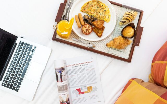 Golden Sands Hotel Apartments