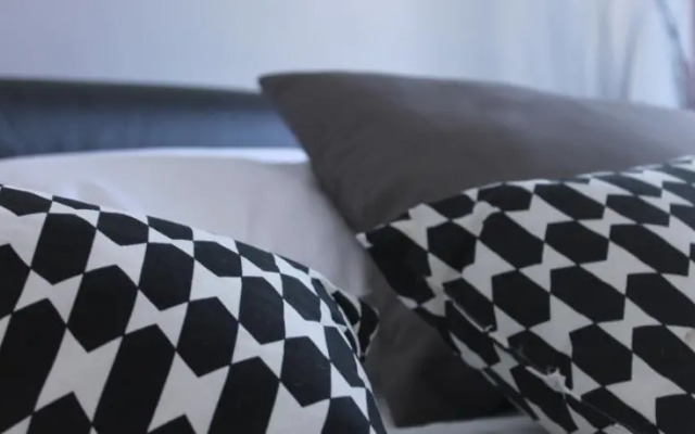 Apartment LED - Enzos Place