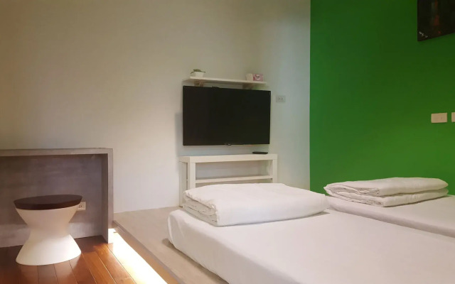 So Art Guesthouse & Hostel