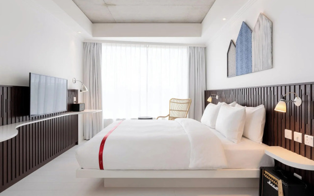 Ruby Zoe Hotel London