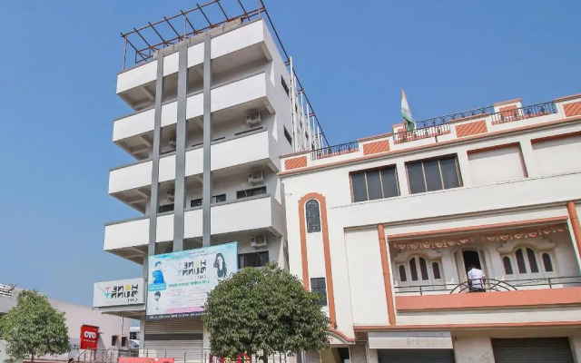 Mahakal Inn by OYO Rooms