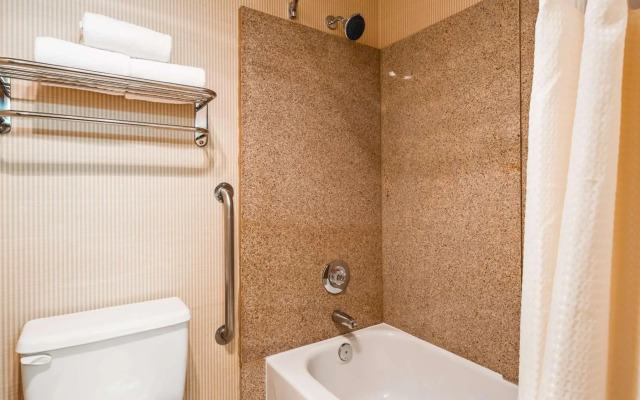 Lompoc Valley Inn & Suites