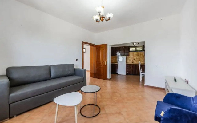 Red House 2 in Shkod r