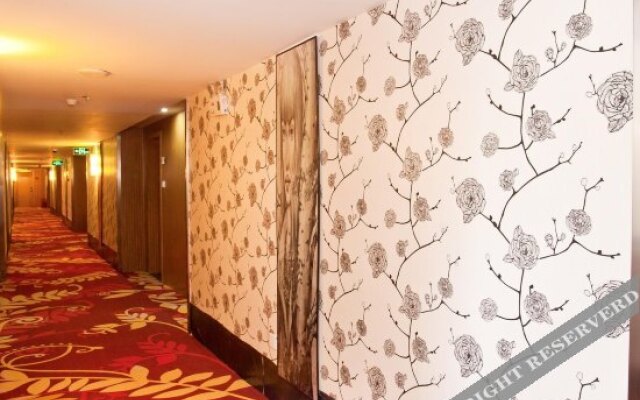 Yihyatt Hotel (Yulin Chinese Medicine Hong Kong Store)