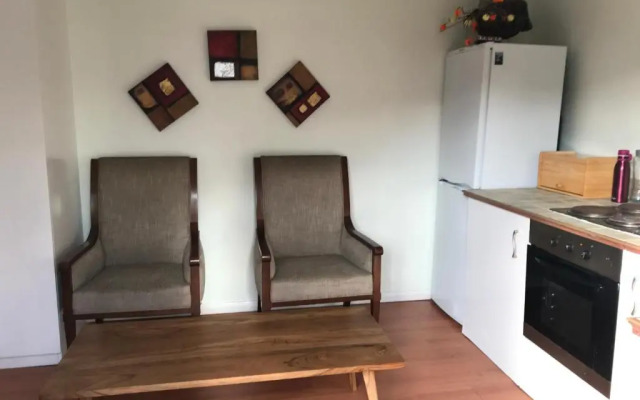 cosy cottage annex in Fairlop