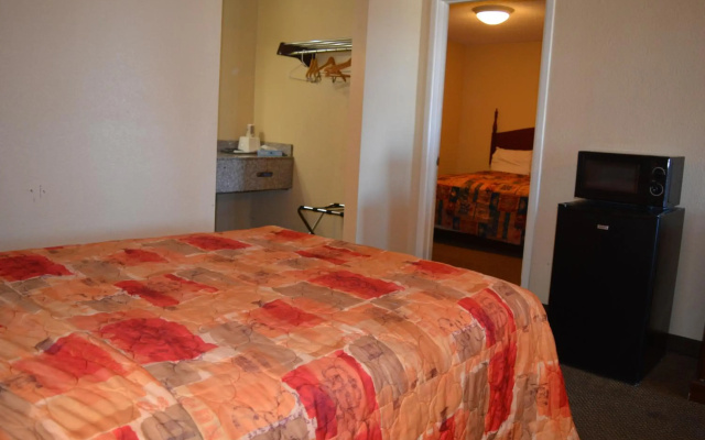 Knights Inn Greenville, TX
