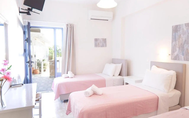 Hotel Milos