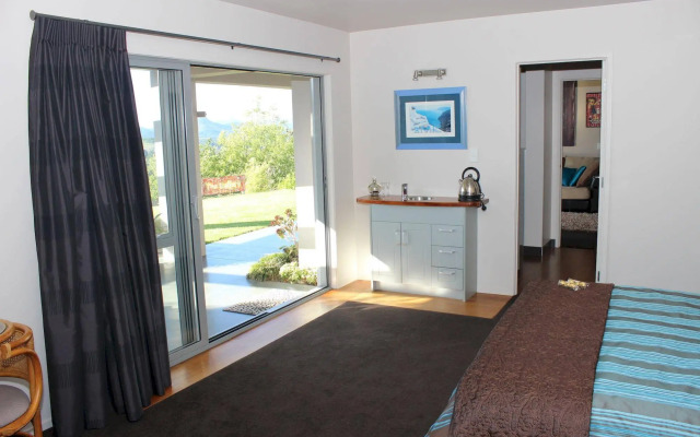 Stunning Views Bed and Breakfast