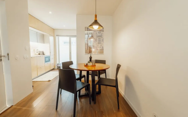 Elegant Marques Duplex by Vacationy