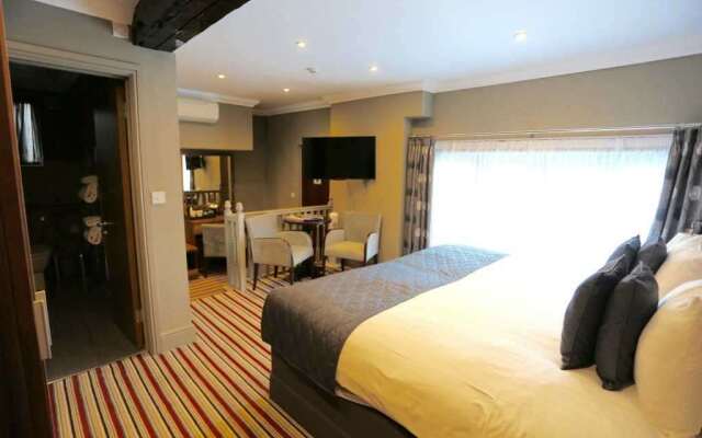 voco Lythe Hill Hotel & Spa by IHG