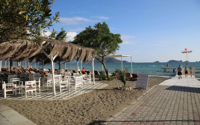 Lykia Botanika Beach & Fun Club