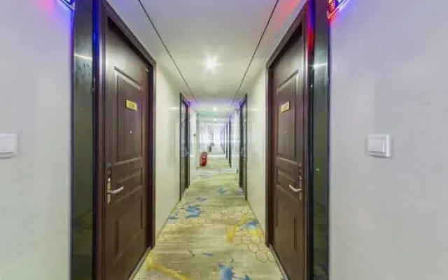 Weiyi Hotel