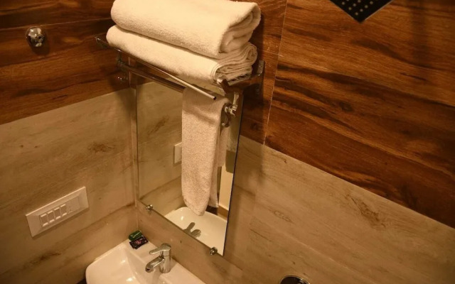 Hotel SV Grand Varanasi