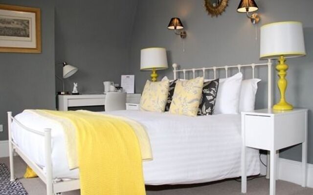 The Townhouse Hotel