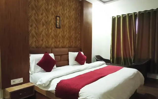 Hotel Padma Residency