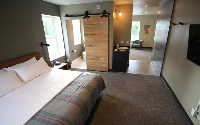 The Oxbow Hotel